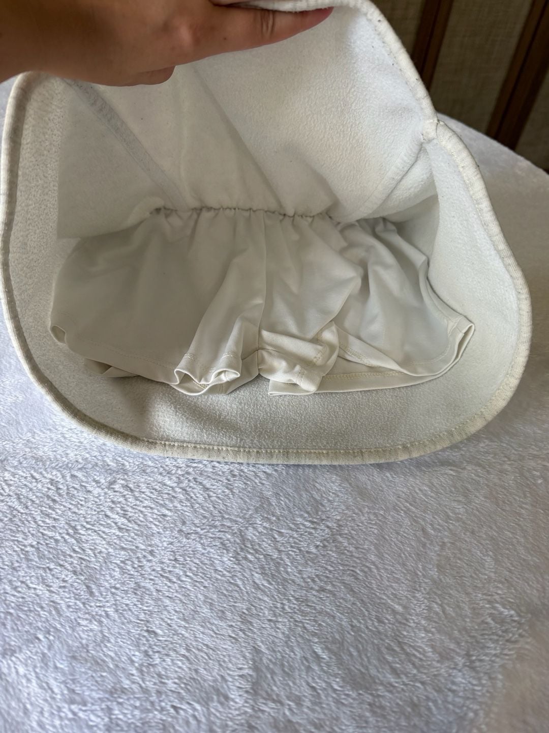 Girl's New Balance Athletic Skort Size S (7/8) Heathered Cream Fleece 3