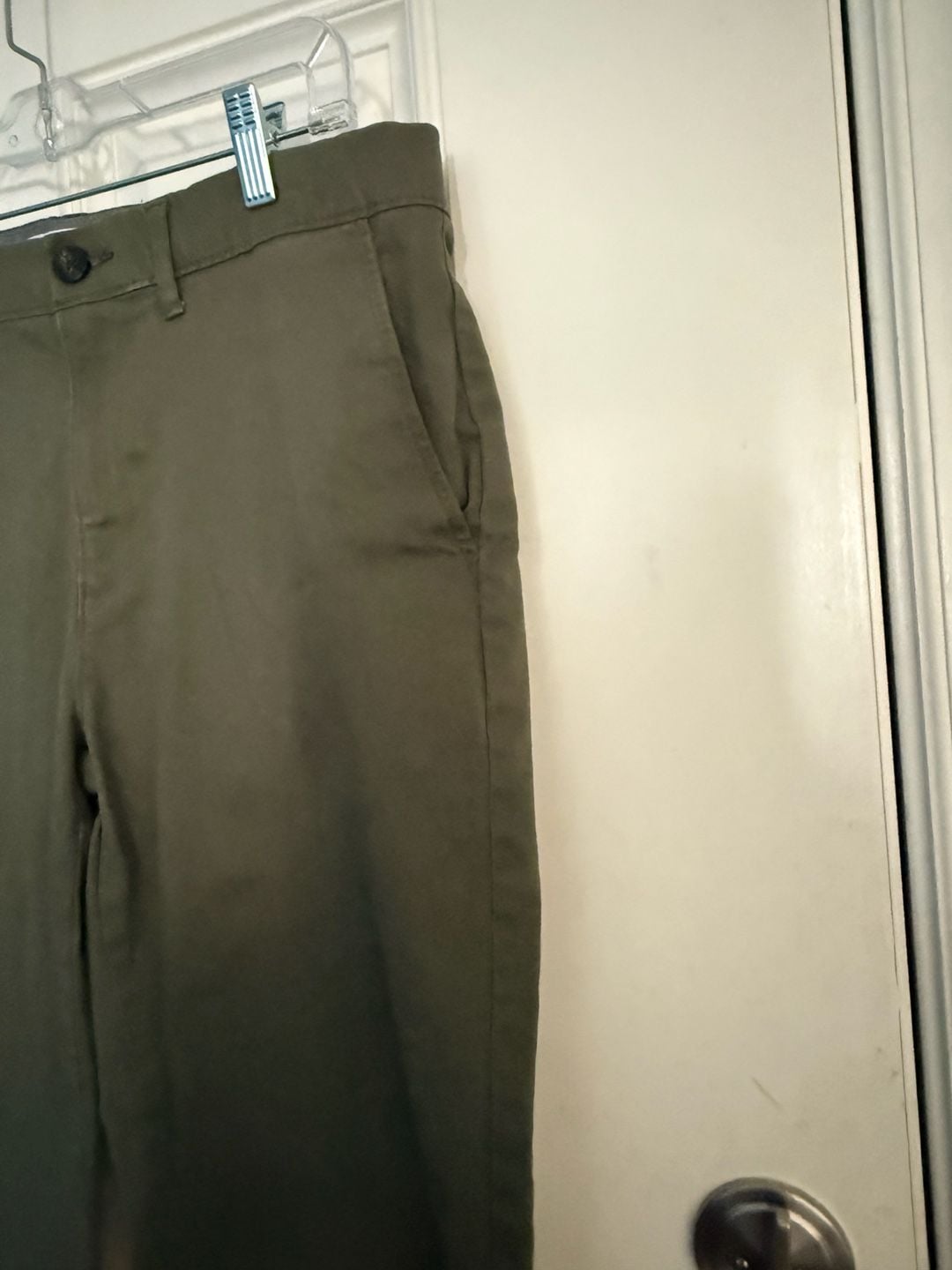 Amazon Essentials Chino Pants Size 30W x 34L Green Cotton Blend Straight Fit 3