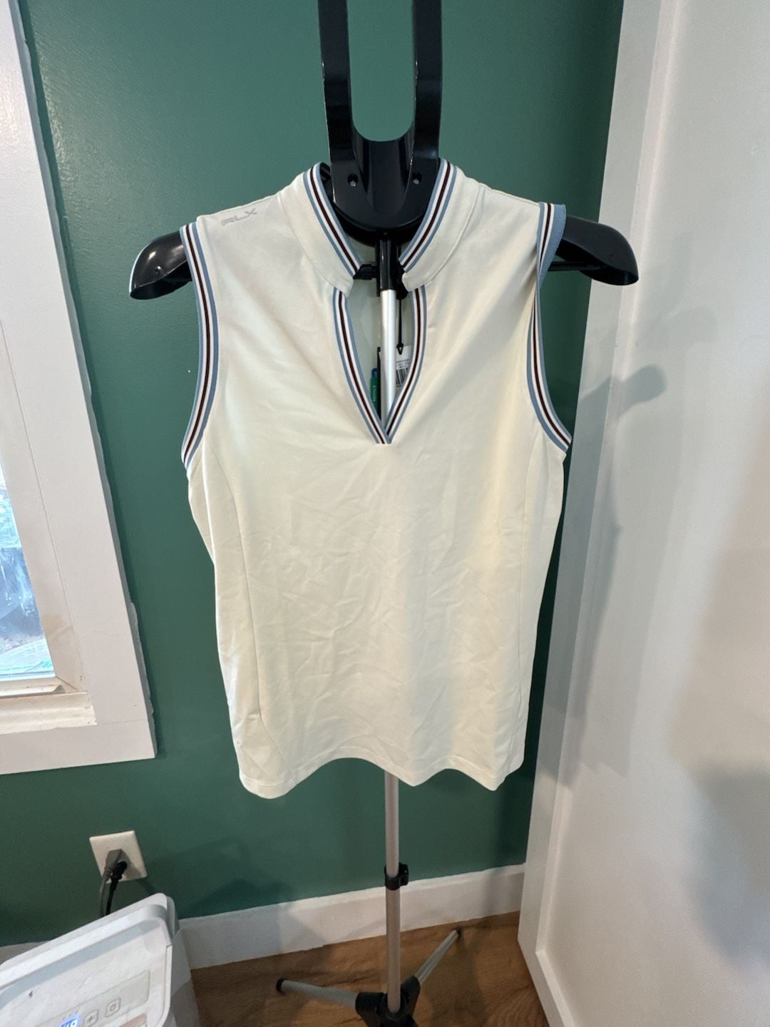 RLX Ralph Lauren Golf Sleeveless Polo Size M White Multi Striped 2