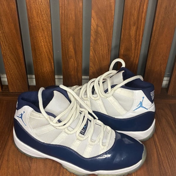Jordan Air Jordan 11 Retro Win Like '82 Navy Blue White
