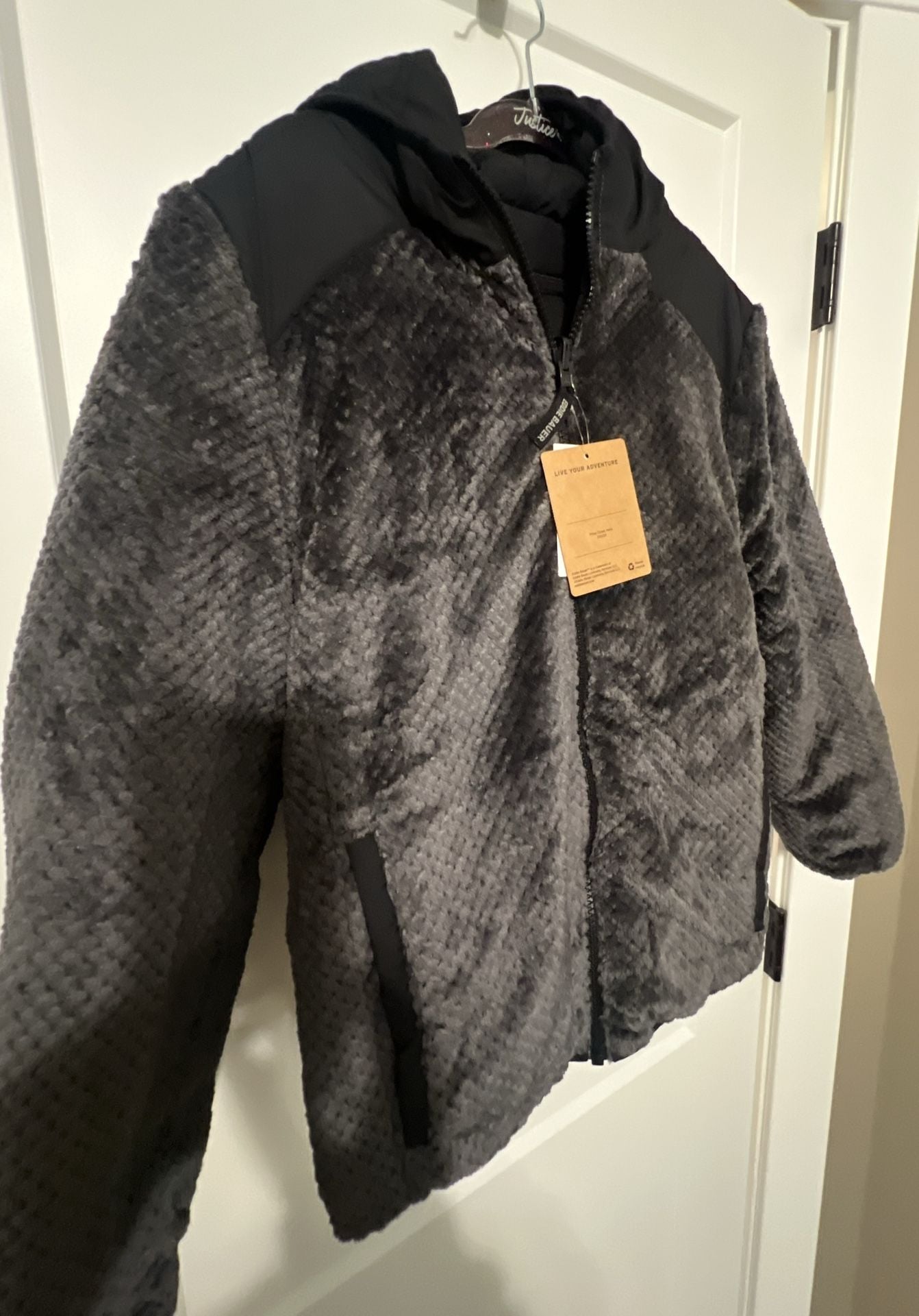Eddie Bauer Puffer Jacket Size M Black Fleece Lined NWT 9
