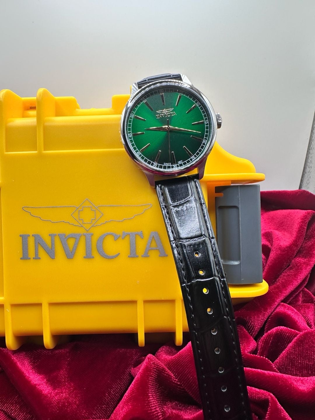 Brand New Green Face Invicta, leather/dress style watch 2