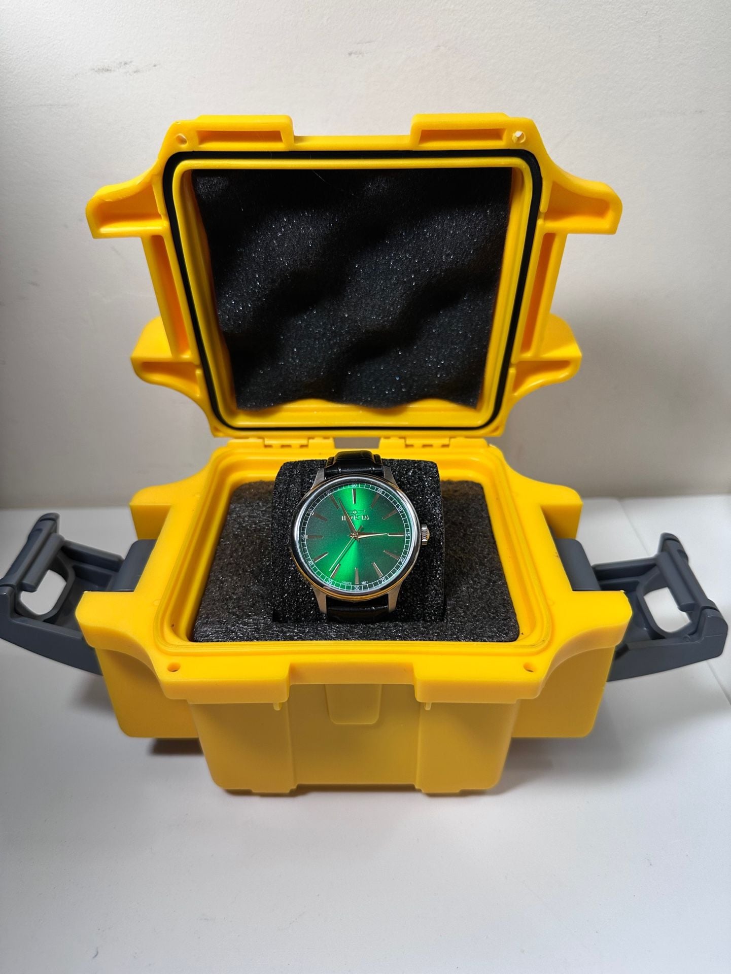 Brand New Green Face Invicta, leather/dress style watch 7