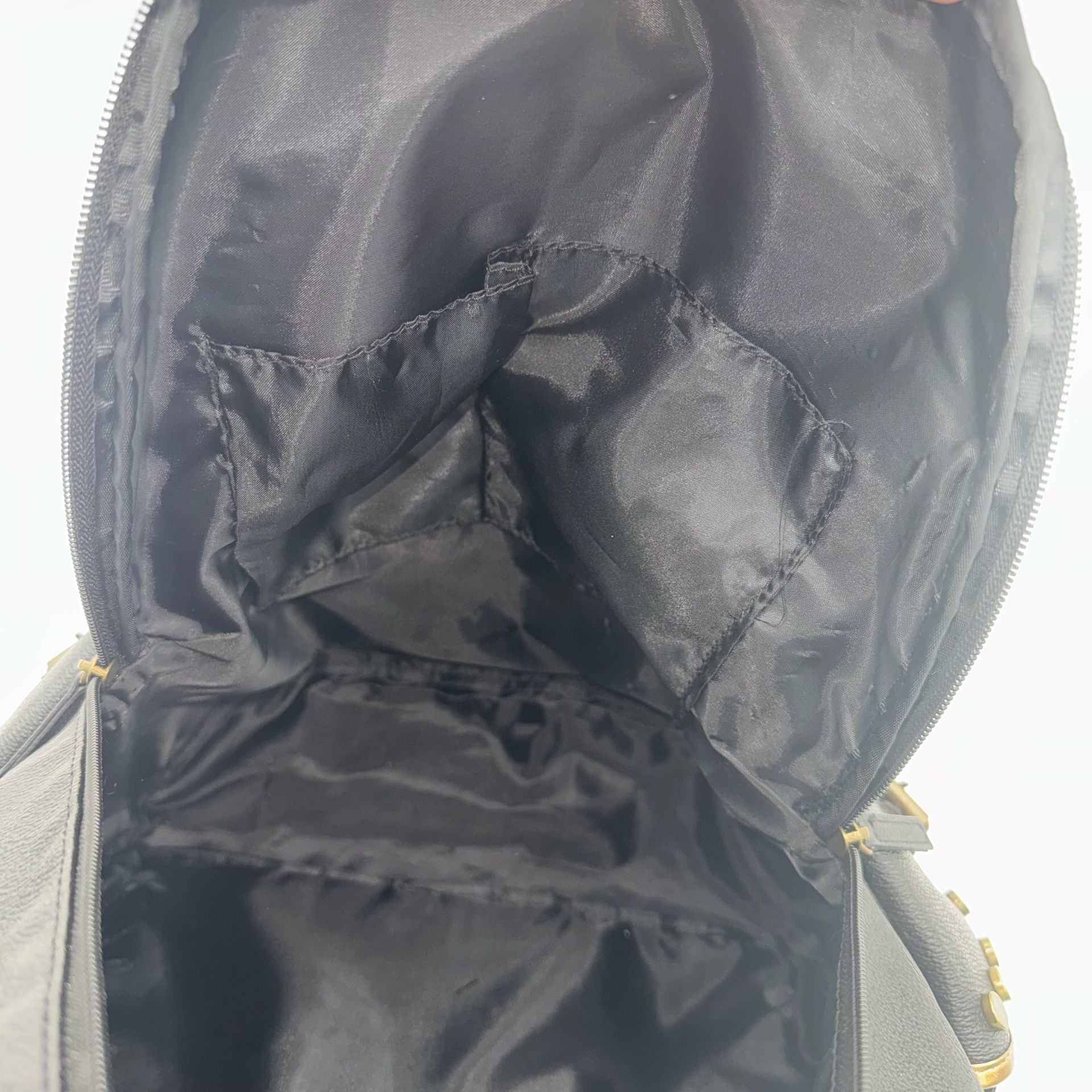 RARE Disney Store Descendants 3 Faux Leather Backpack Mal Evie Uma Senior Bag 10