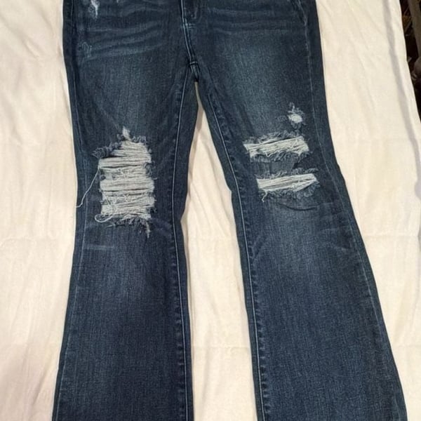 Judy Blue Slim Bootcut Jeans Size 15/32 Distressed Denim