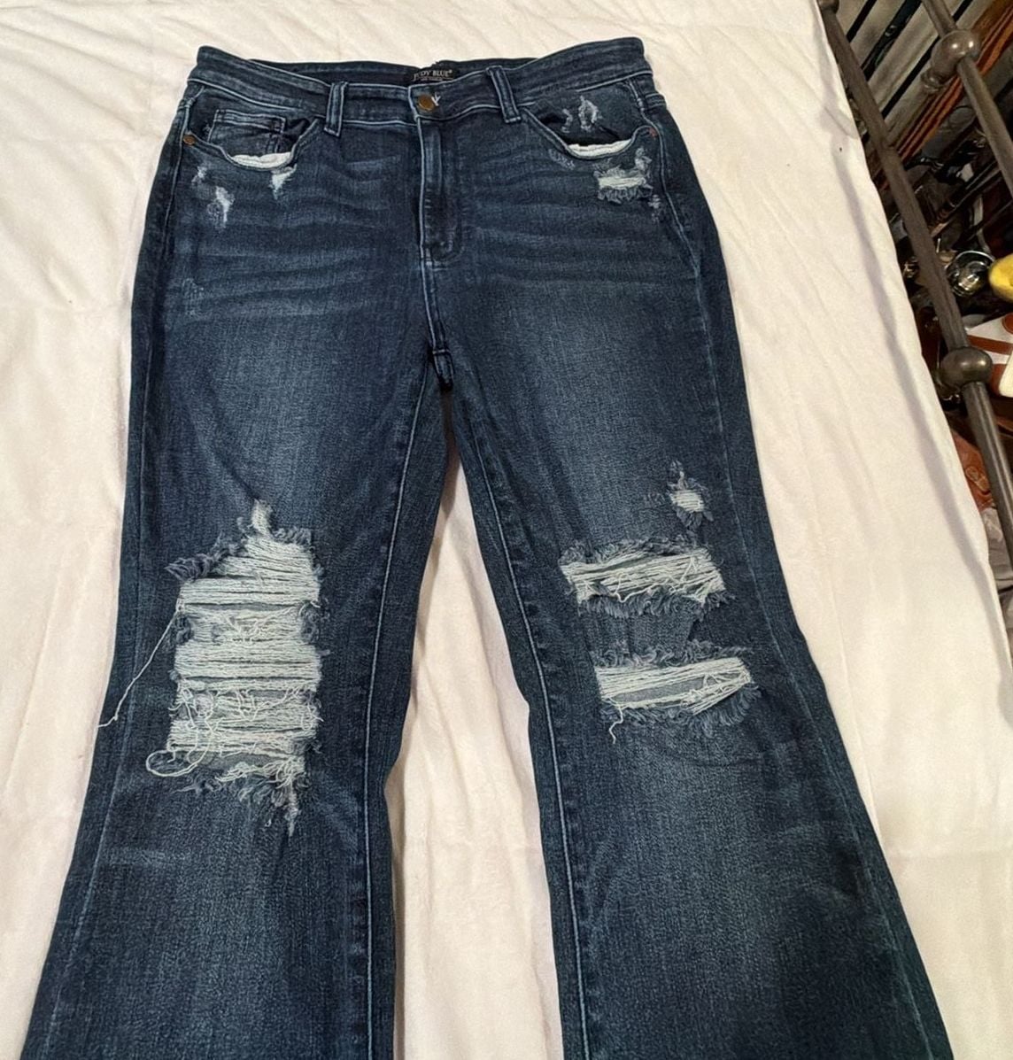 Judy Blue Slim Bootcut Jeans Size 15/32 Distressed Denim 6