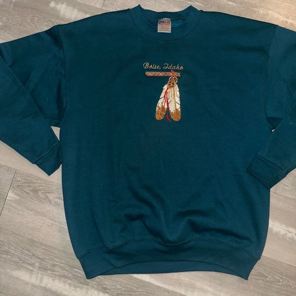 Made in USA Oneita Sweatshirt Size X-Large Teal Boise Idaho Embroidered Feathers