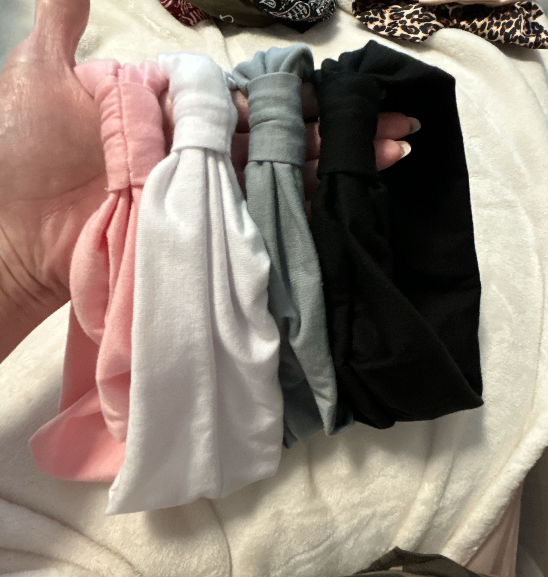 Unbranded Knotted Headband Set of 4 Solid Colors 1