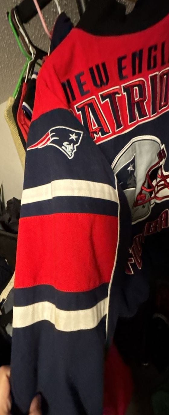 NFL New England Patriots Bomber Jacket Size L/G Navy Red Football 6