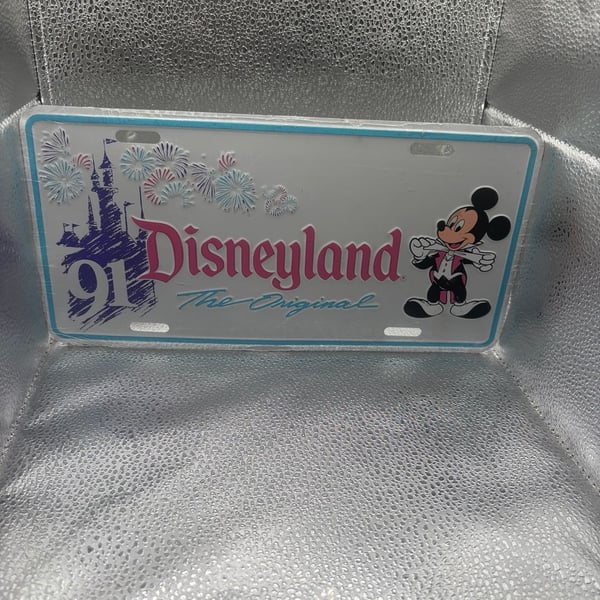 Disneyland 1991 The Original Mickey Mouse License Plate