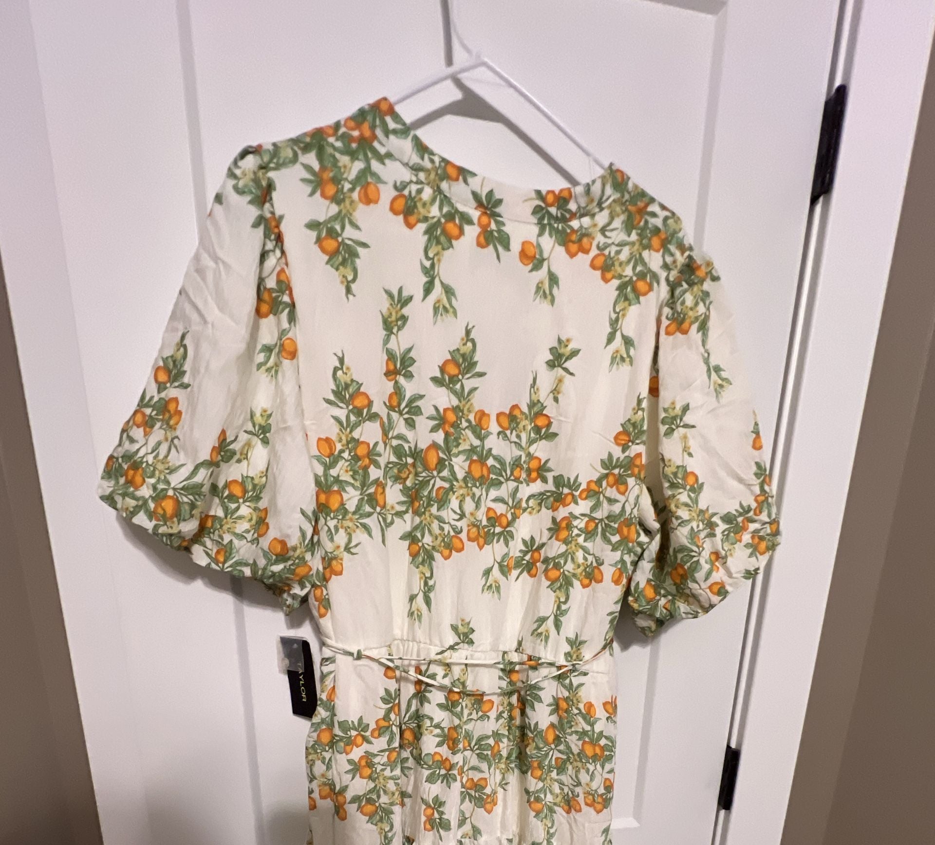 Taylor Maxi Dress Size 22W Ivory Sunset Orange Citrus Print Puff Sleeve 7