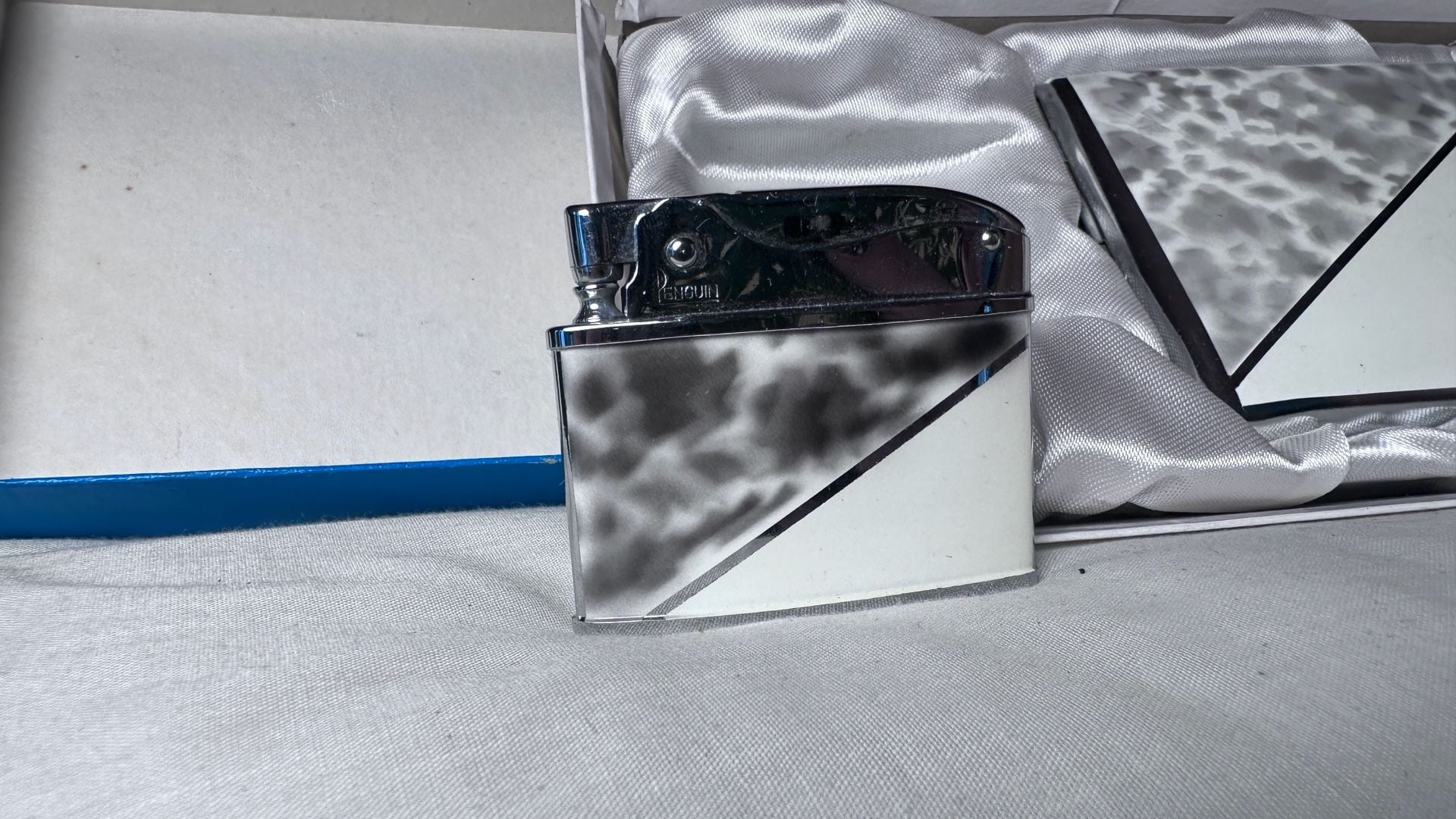 Penguin Lighter and Cigarette Case Set Art Deco Enamel in Box 2