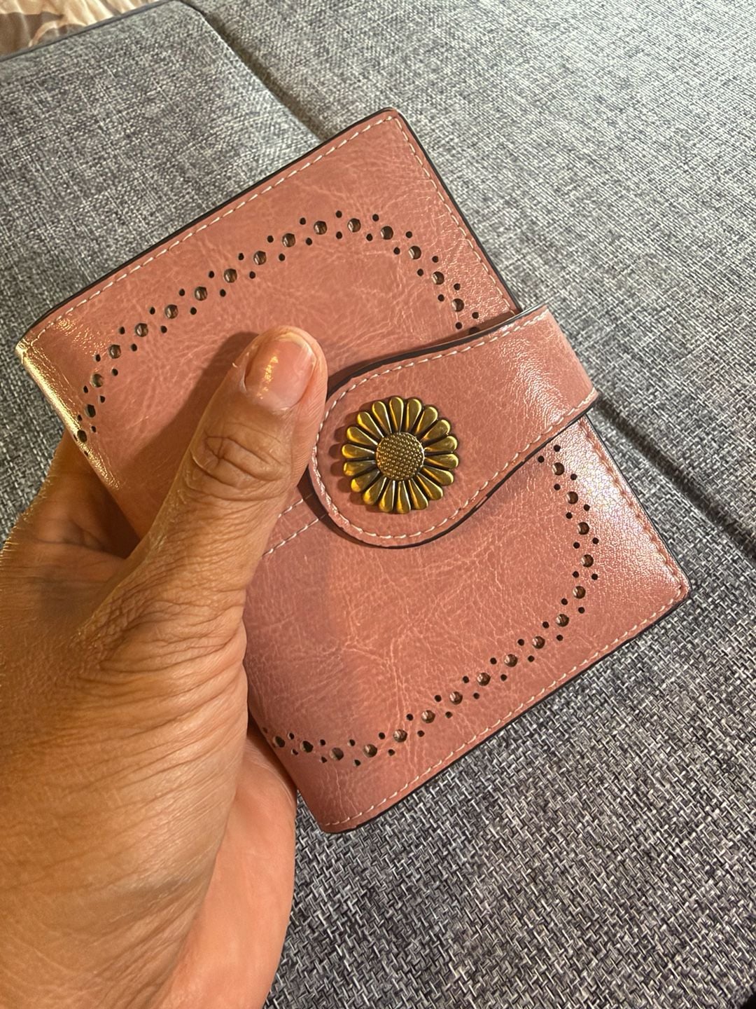 Pink Leather Bifold Sunflower Clasp Wallet 8
