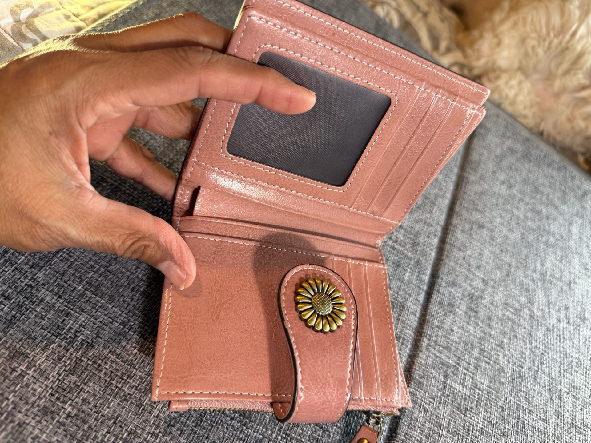 Pink Leather Bifold Sunflower Clasp Wallet 12