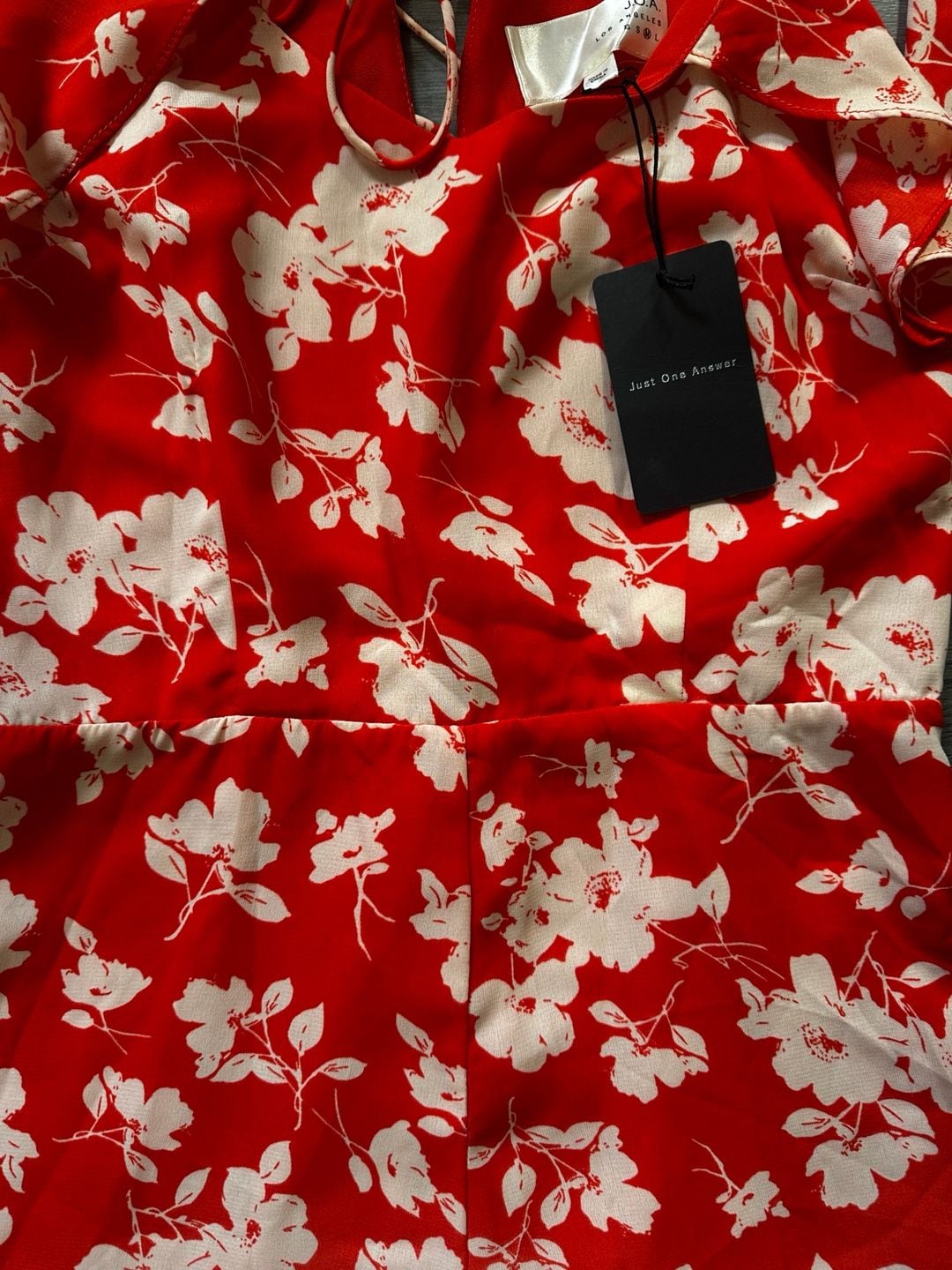 J.O.A. Los Angeles Floral Cold Shoulder Romper Size M Red White 3