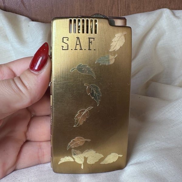 Ronson Vintage Gold Tone Cigarette Case Lighter with Leaf Design