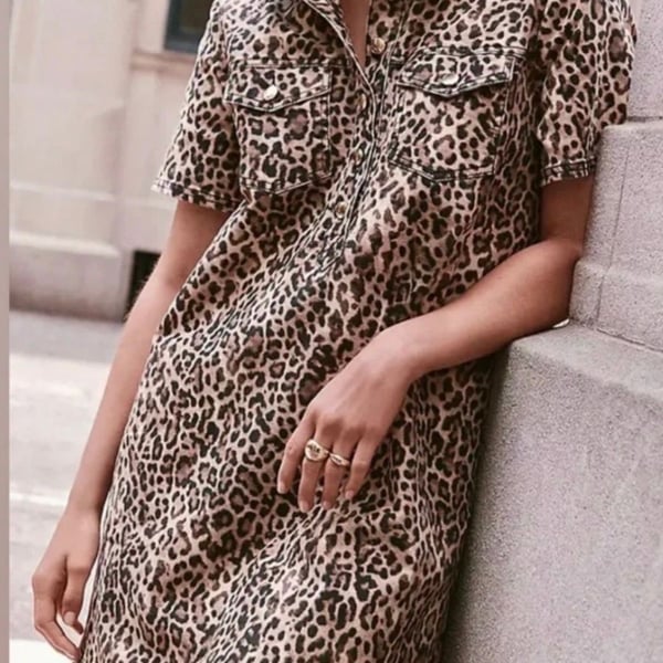 NWT: LOFT Leopard Print Denim Dress Short Sleeve Popover Pocket - Size M