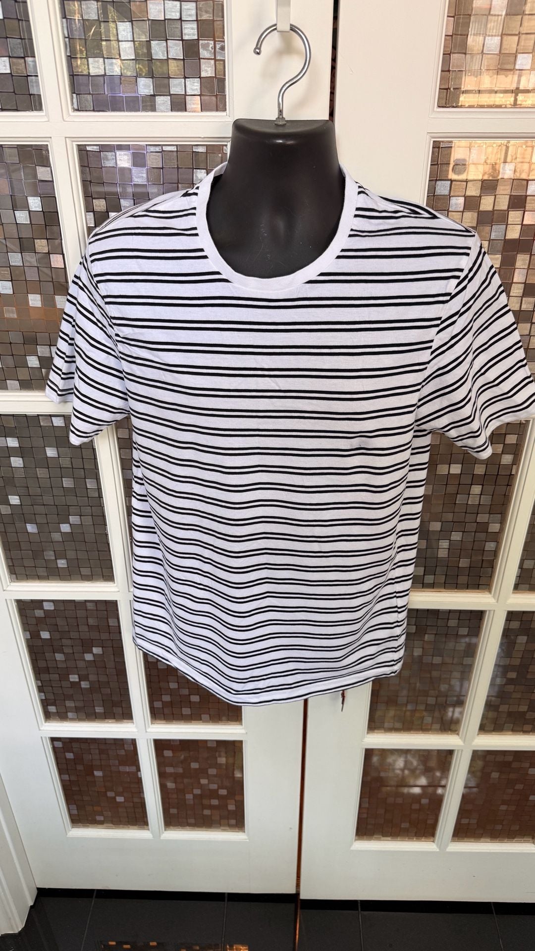 Zara Essentials Striped Relaxed Fit T-Shirt Size L Black White Short Sleeve 2