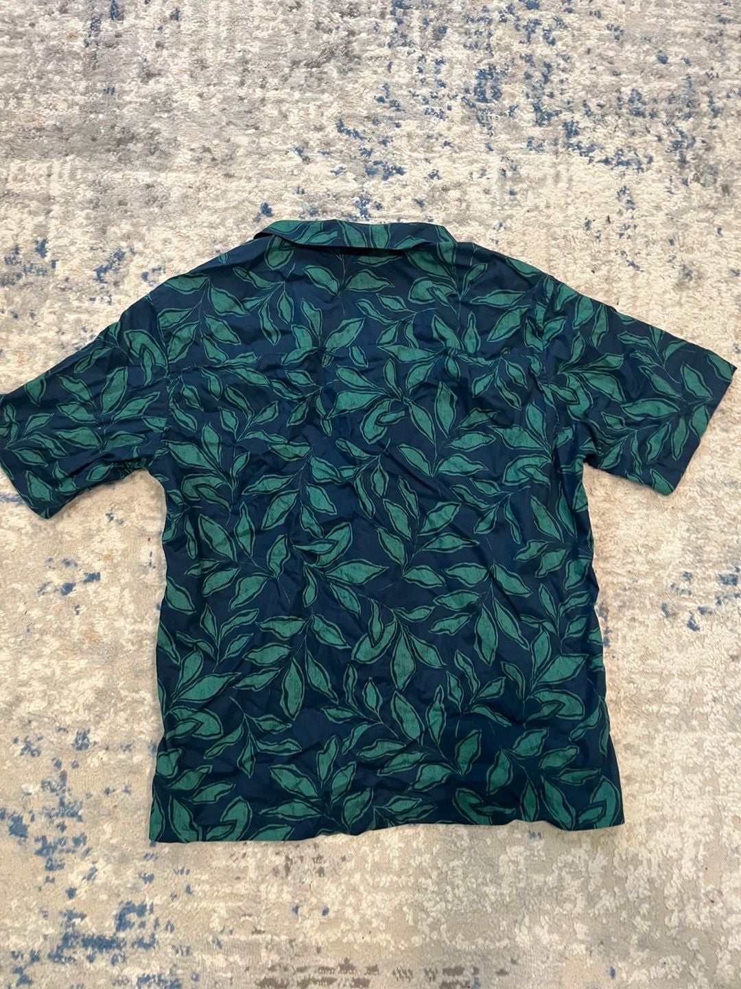 Uniqlo Short Sleeve Button Down Shirt Size M Green Leaf Print 4