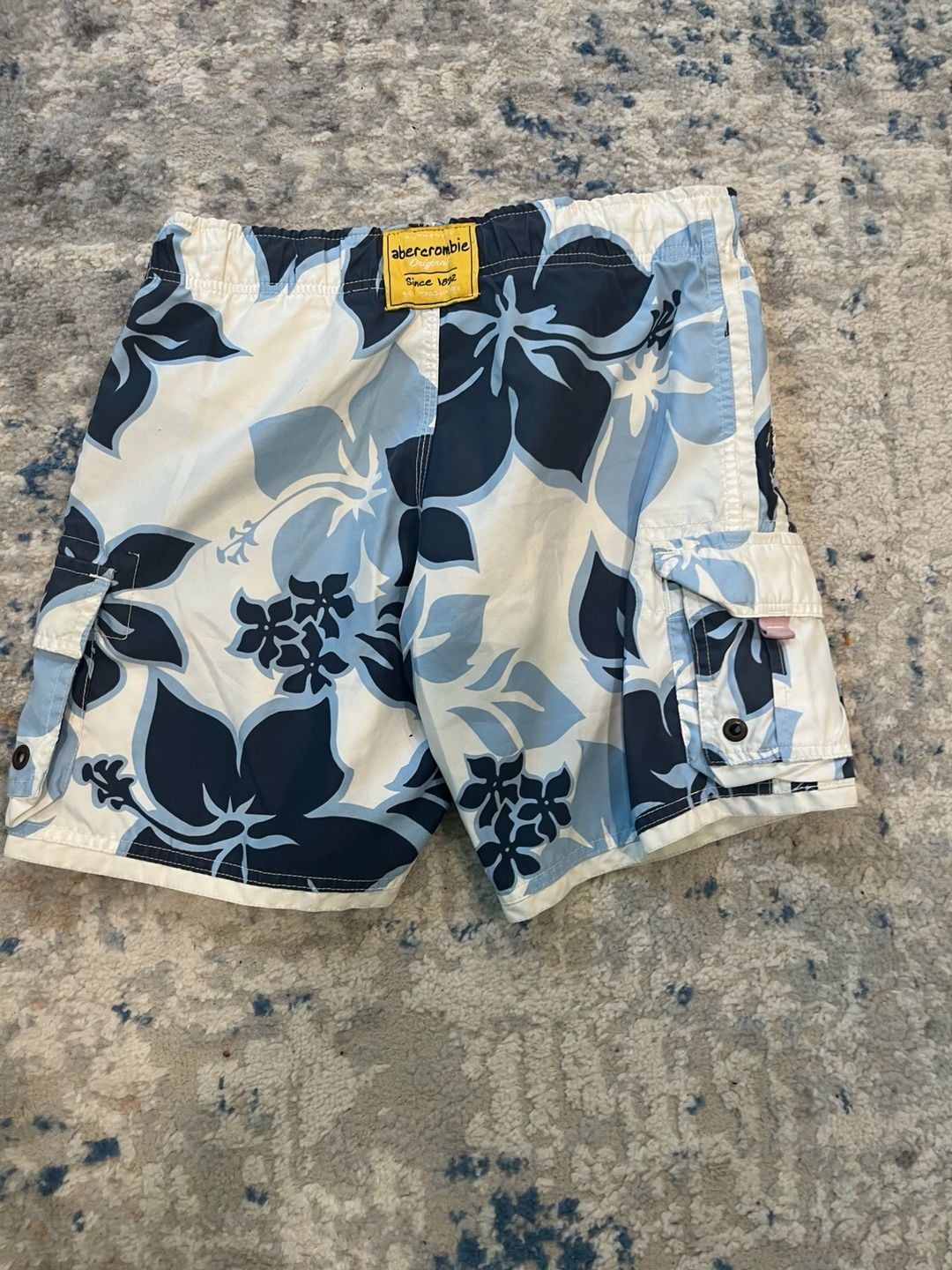 Abercrombie & Fitch Swim Shorts Size S Blue Floral Cargo Trunks 4