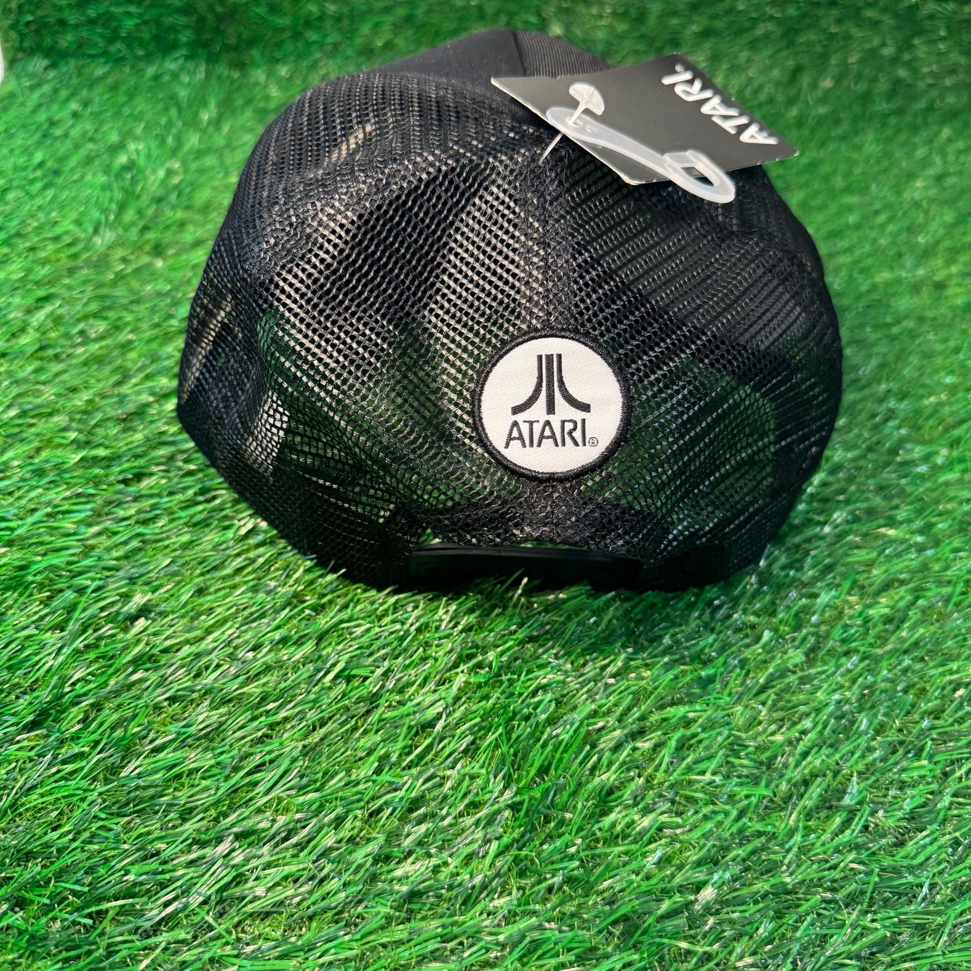 Atari PONG Trucker Hat NWT Retro Stripe Black Mesh Snapback H3 Headwear 4