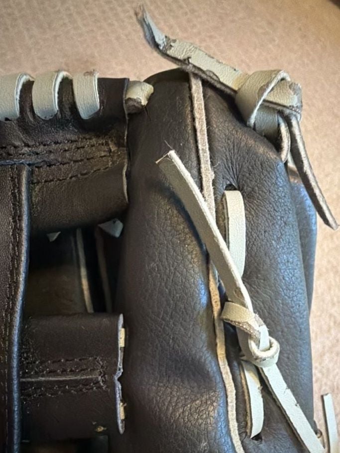 Wilson Elite A2449 Softball Glove Size 13 Black Genuine Leather 7