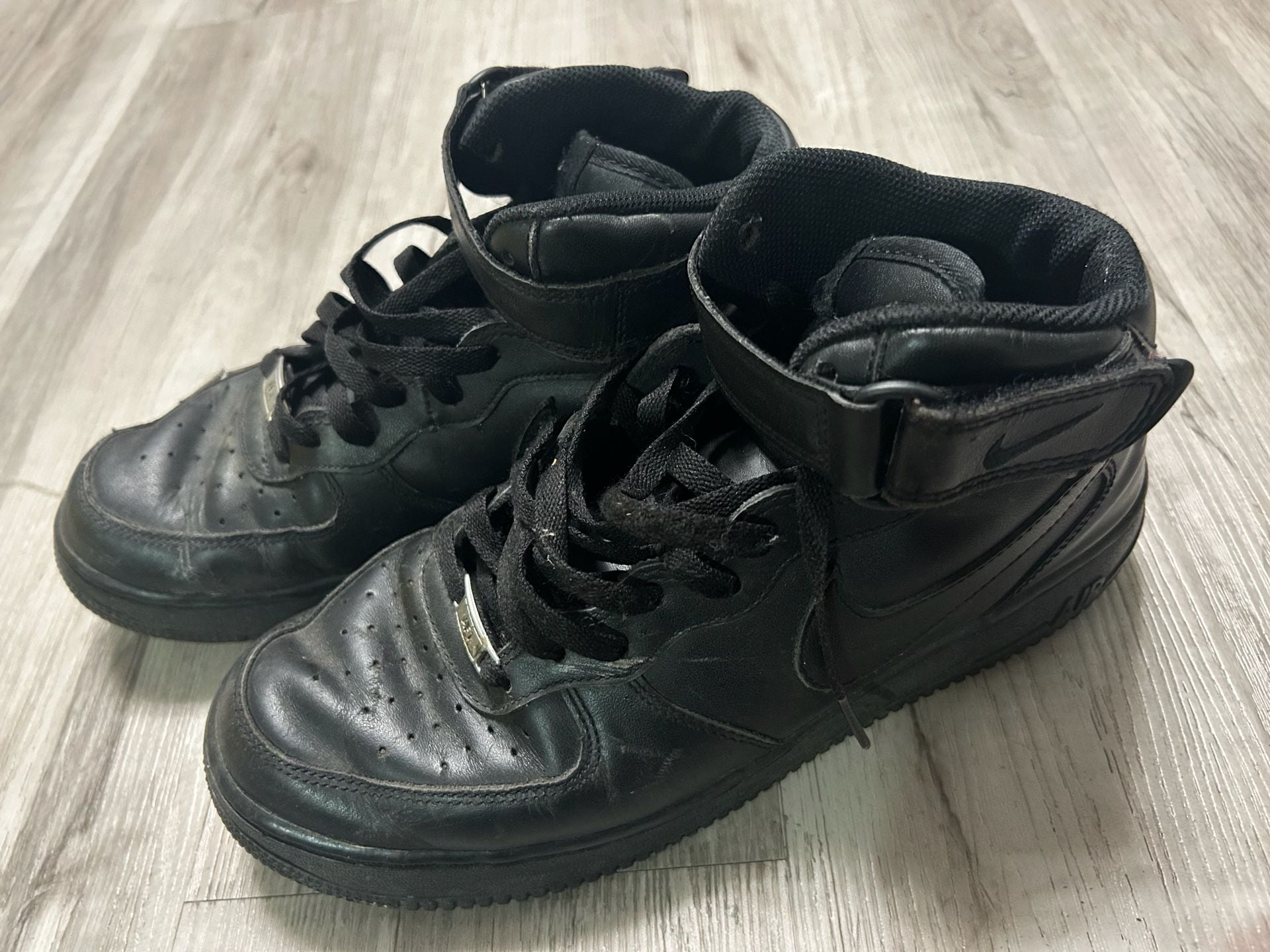 Nike Air Force 1 Mid Black Leather Sneakers 4