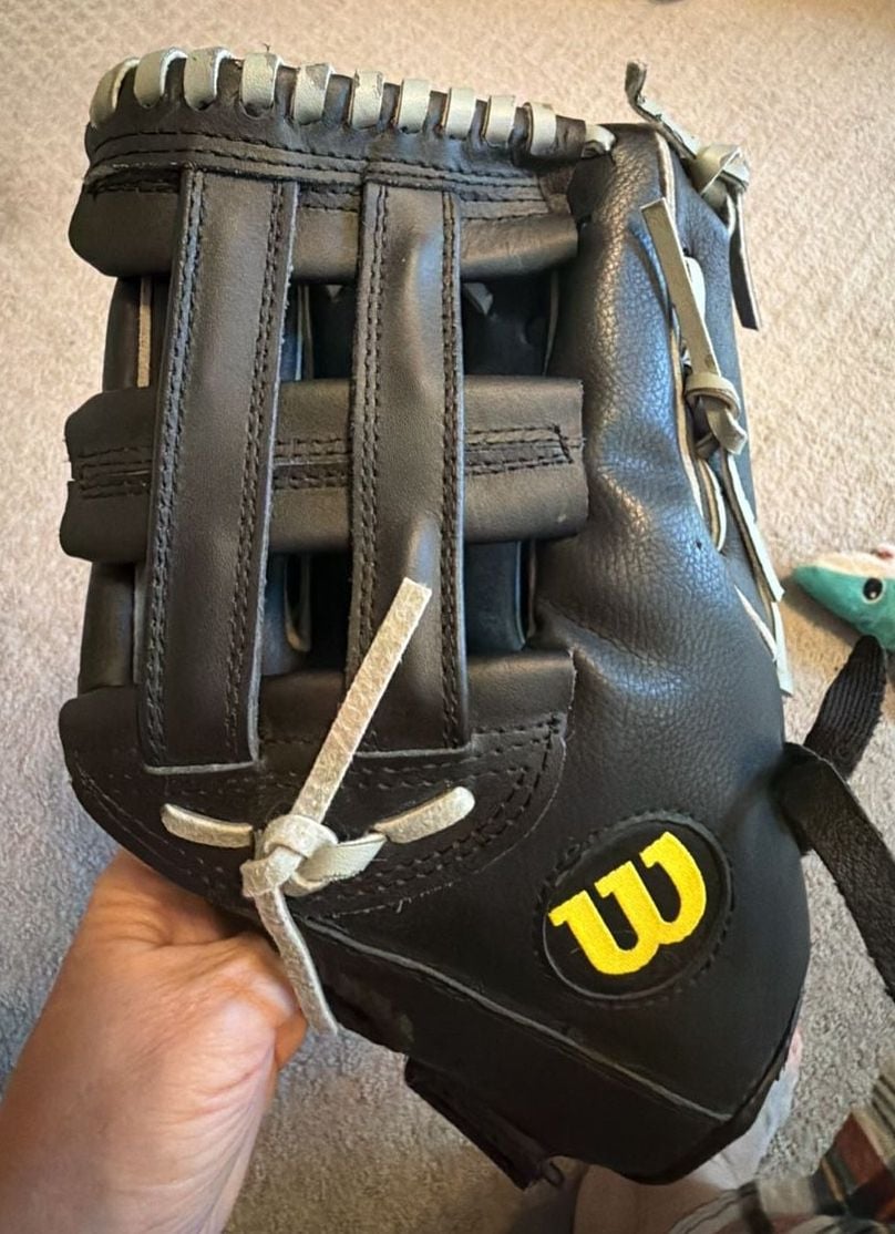 Wilson Elite A2449 Softball Glove Size 13 Black Genuine Leather 9