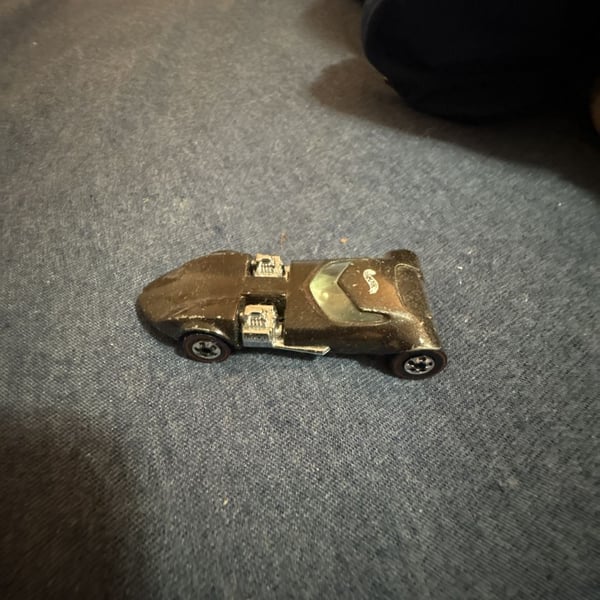 Hot Wheels 25th Anniversary Twin Mill Black Dual Engine Diecast Car
