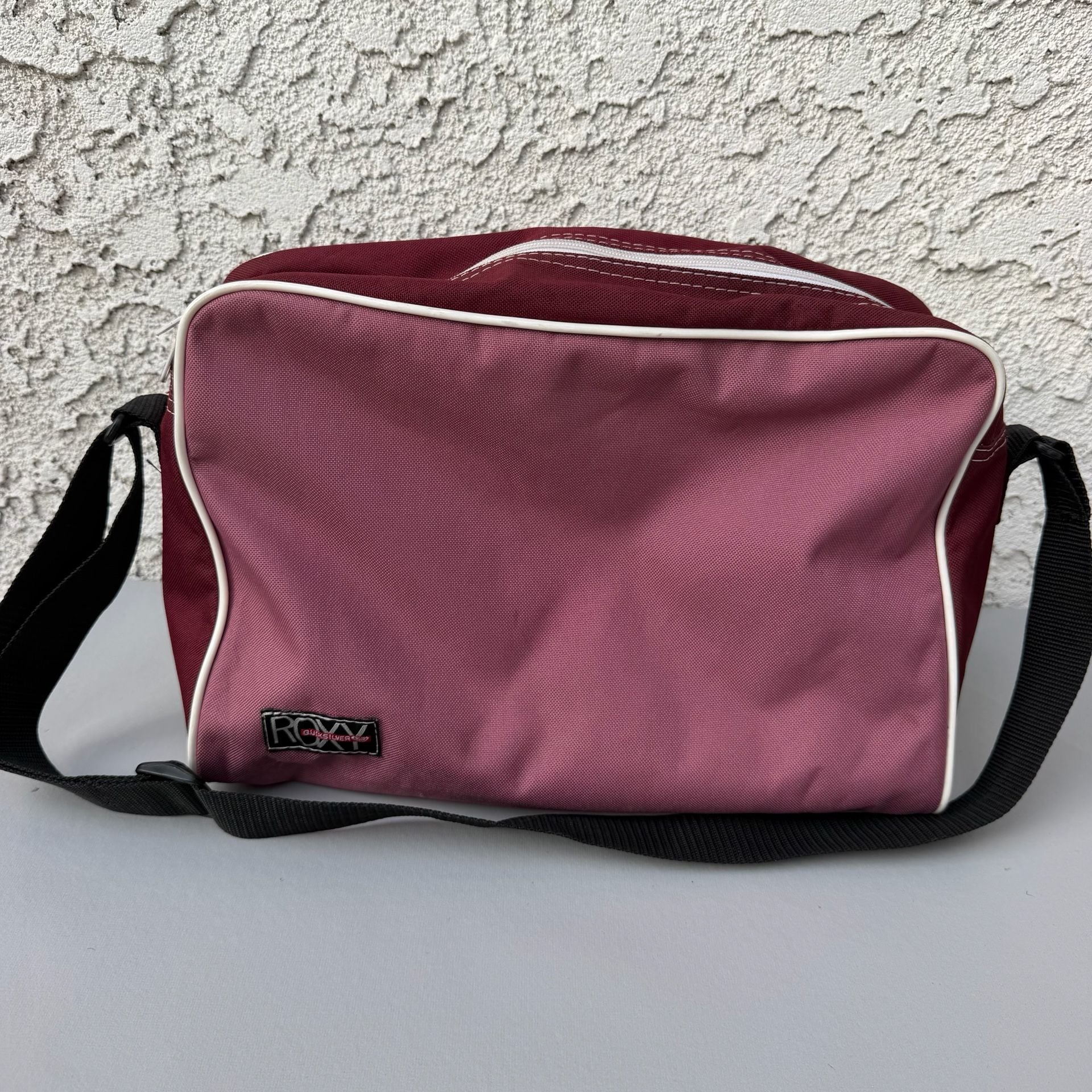 Vintage Y2K Roxy Quiksilver Pink Messenger Bag Logo Surf Skater Crossbody 3