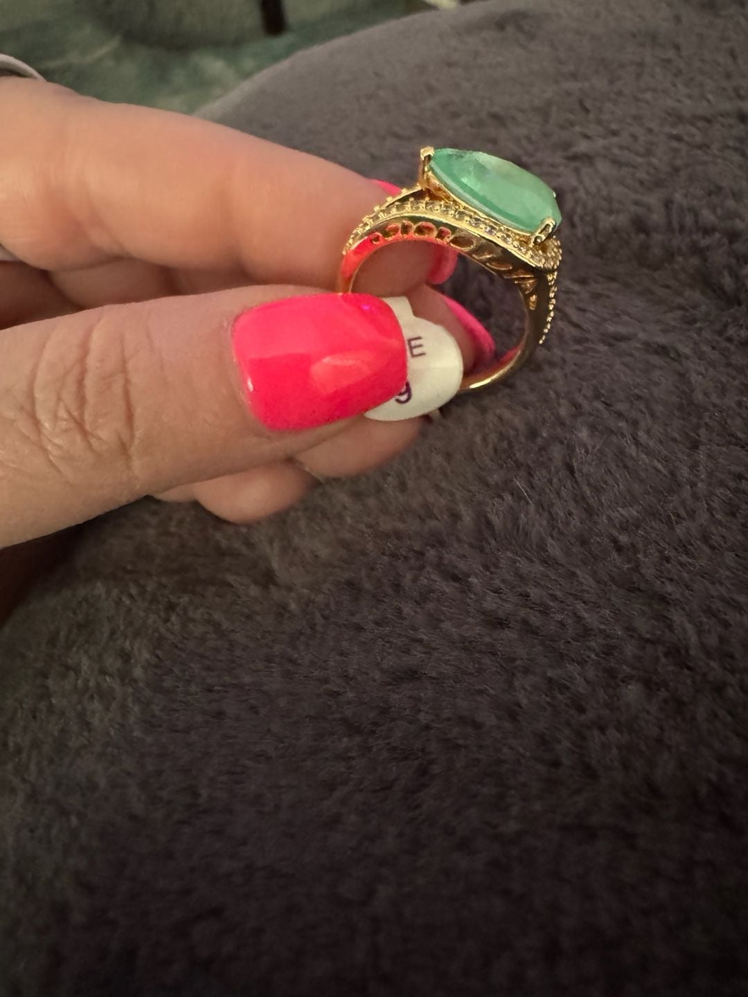 Bomb Party Ring Size 9 Gold Green Stone Pear Halo 4