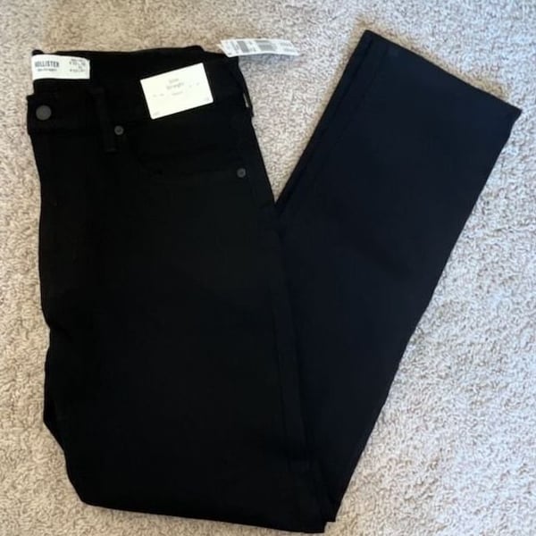 Hollister Slim Straight Jeans Size 33x32 Black Stretch New with Tags