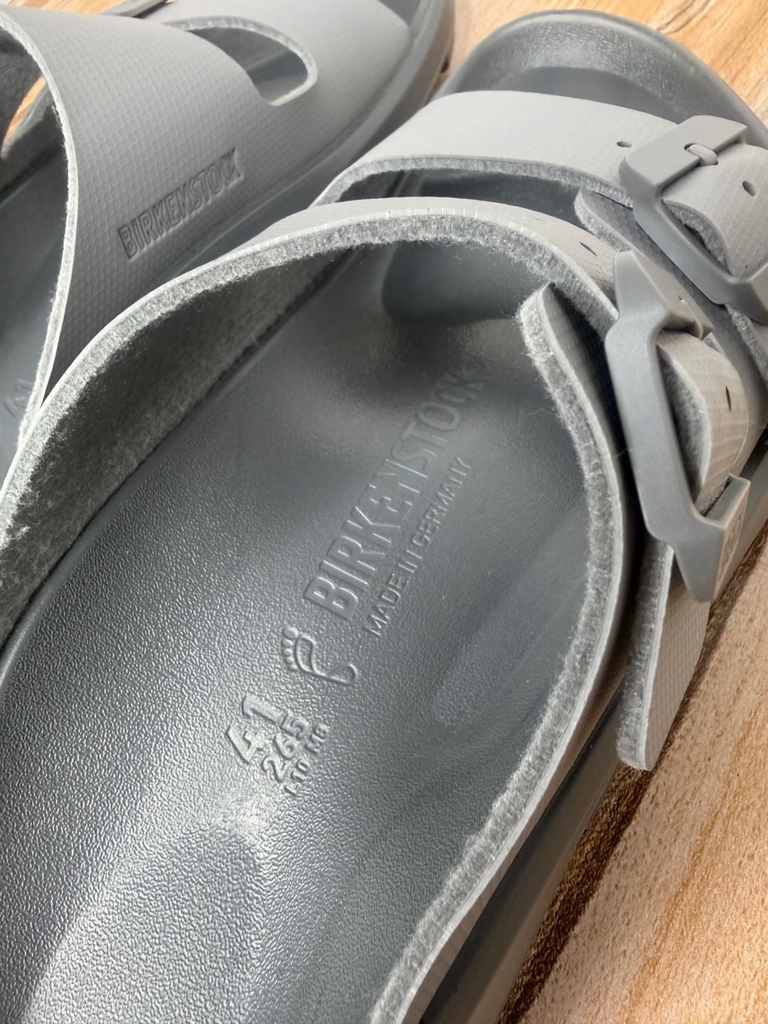 Birkenstock Mogami Terra Size 41 L10 M8 Whale Gray Sandals Retail Price $105 5