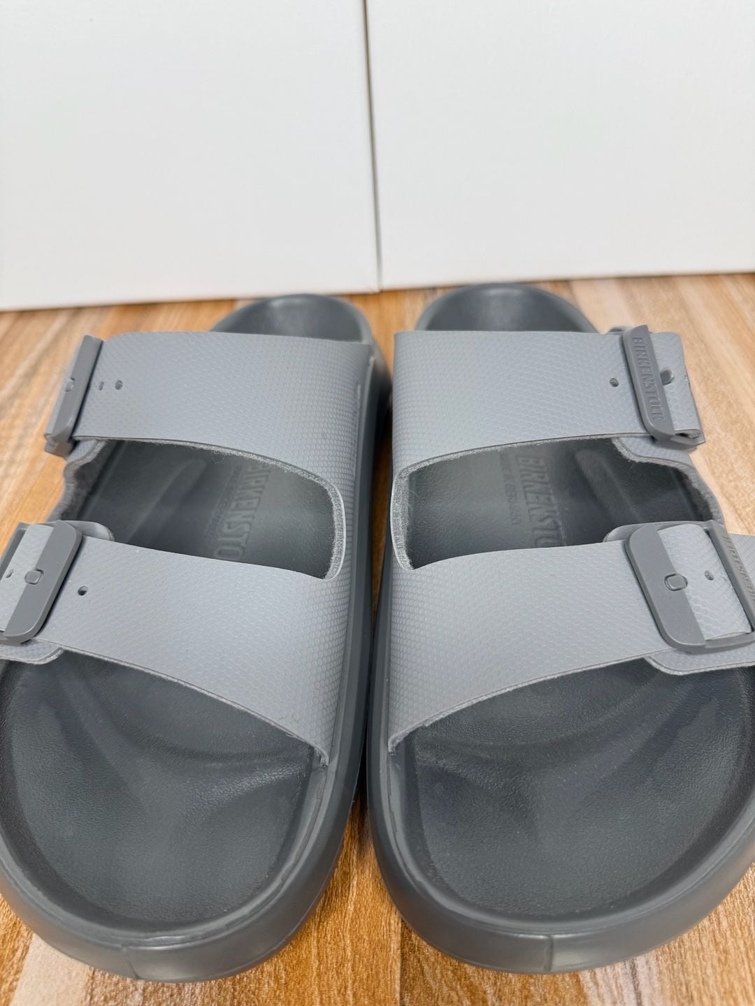 Birkenstock Mogami Terra Size 41 L10 M8 Whale Gray Sandals Retail Price $105 8