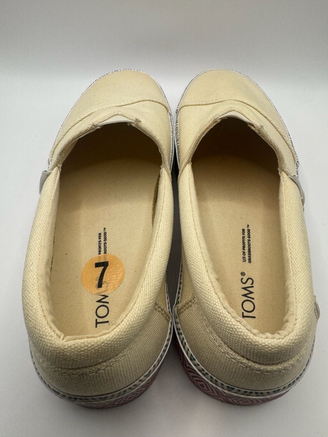 TOMS Alp Fenix Platform Slip On Shoes Size 7 Natural Canvas Diamond 7