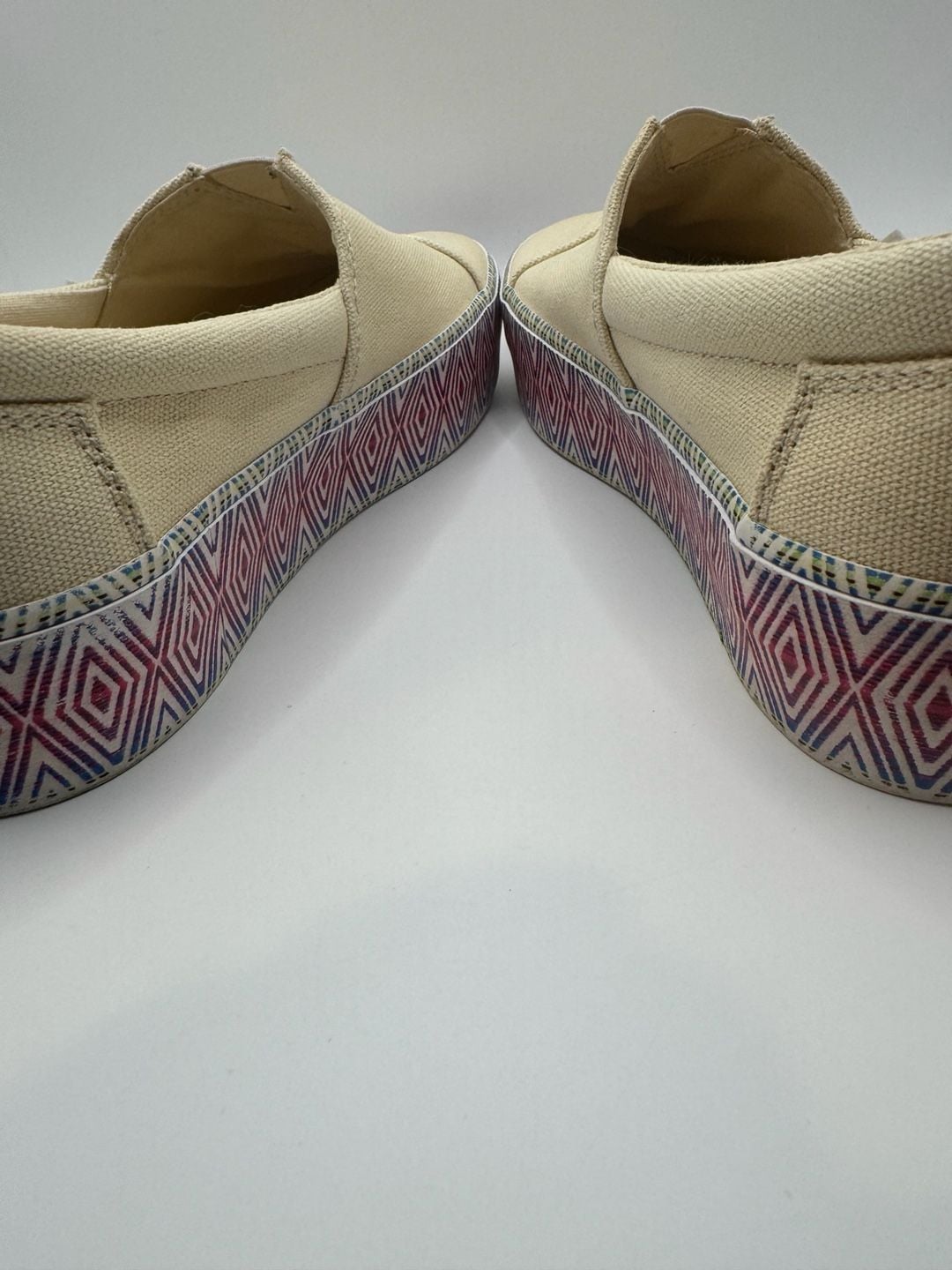 TOMS Alp Fenix Platform Slip On Shoes Size 7 Natural Canvas Diamond 9