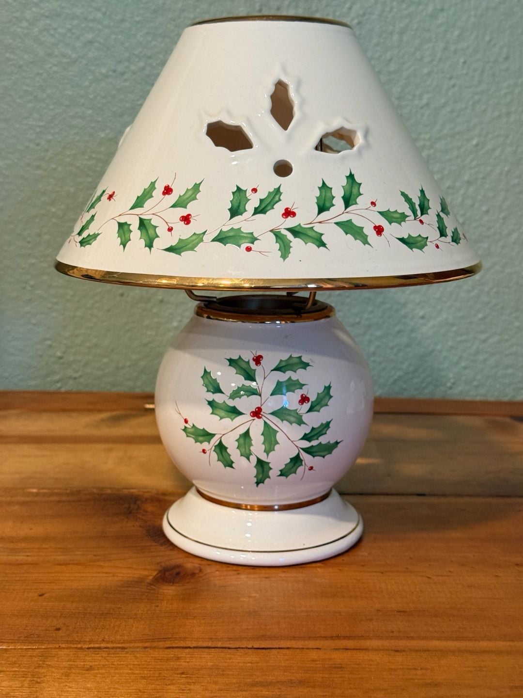 Lenox Holiday Candle Lamp Christmas Holly And Berry Porcelain Original Box 1
