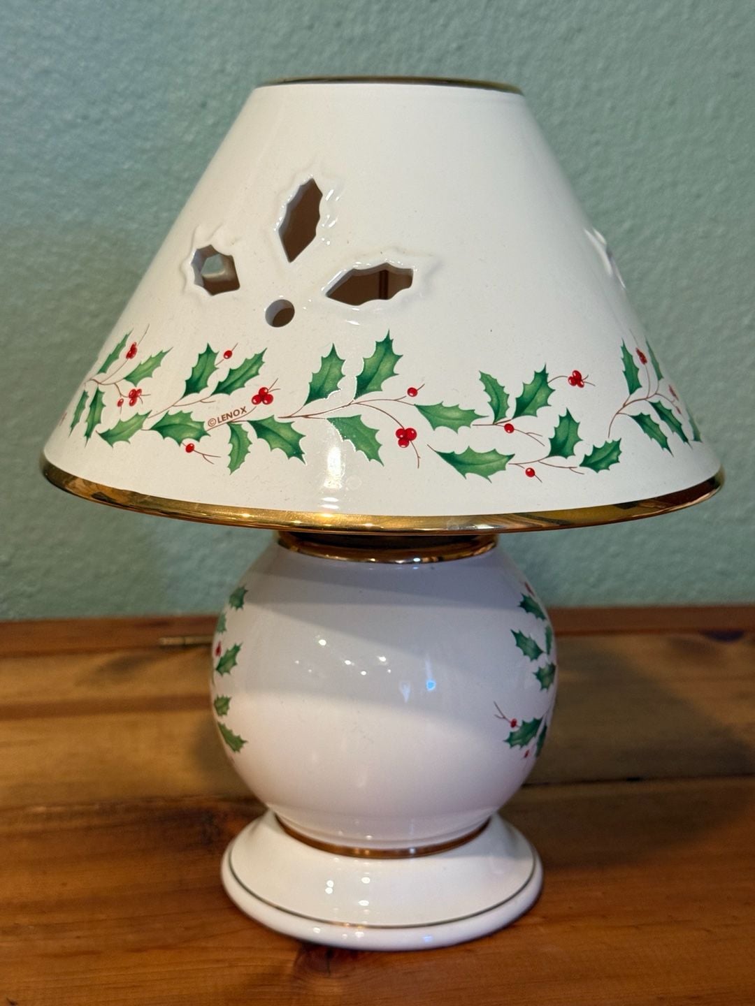Lenox Holiday Candle Lamp Christmas Holly And Berry Porcelain Original Box 2