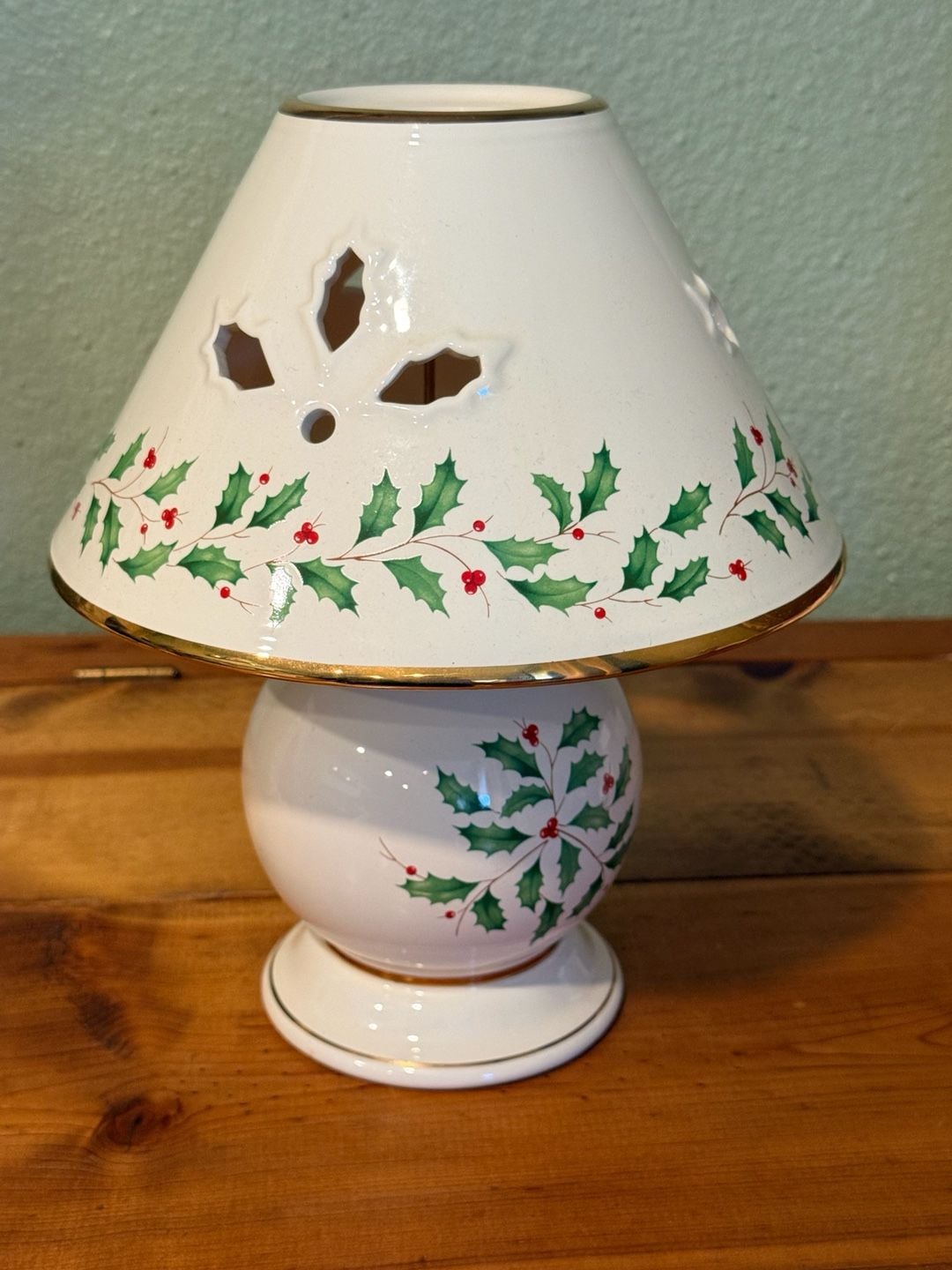 Lenox Holiday Candle Lamp Christmas Holly And Berry Porcelain Original Box 4