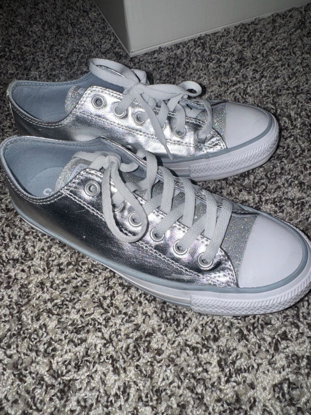 Converse Chuck Taylor All Star Sparkle Silver Low Top Sneakers 7