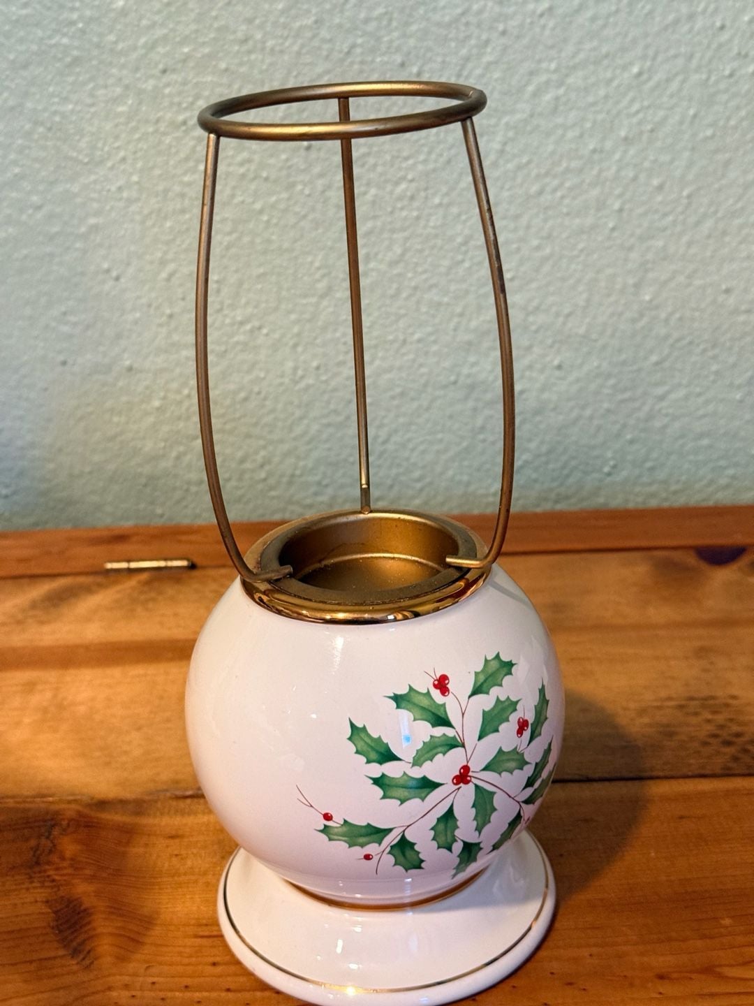 Lenox Holiday Candle Lamp Christmas Holly And Berry Porcelain Original Box 7