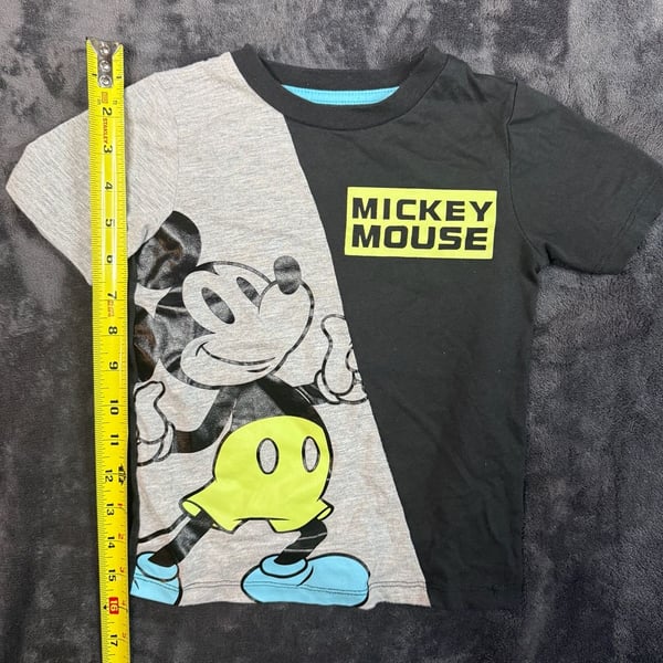 Kids Disney Mickey And Friends T-Shirt Size 4T Black Gray Graphic#129