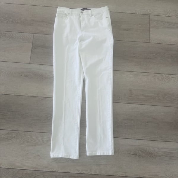 Gloria Vanderbilt Amanda Jeans Size 8 White Straight Leg Denim