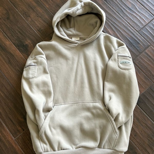 Comfrt Heavyweight Hoodie Size L Beige Oversized Pocket Pullover