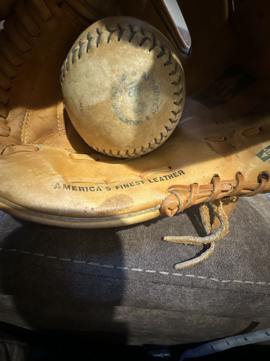 Easton EX1300 Baseball Glove 12 Inch Tan Leather 7