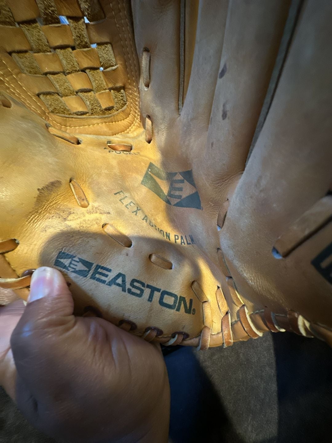 Easton EX1300 Baseball Glove 12 Inch Tan Leather 11