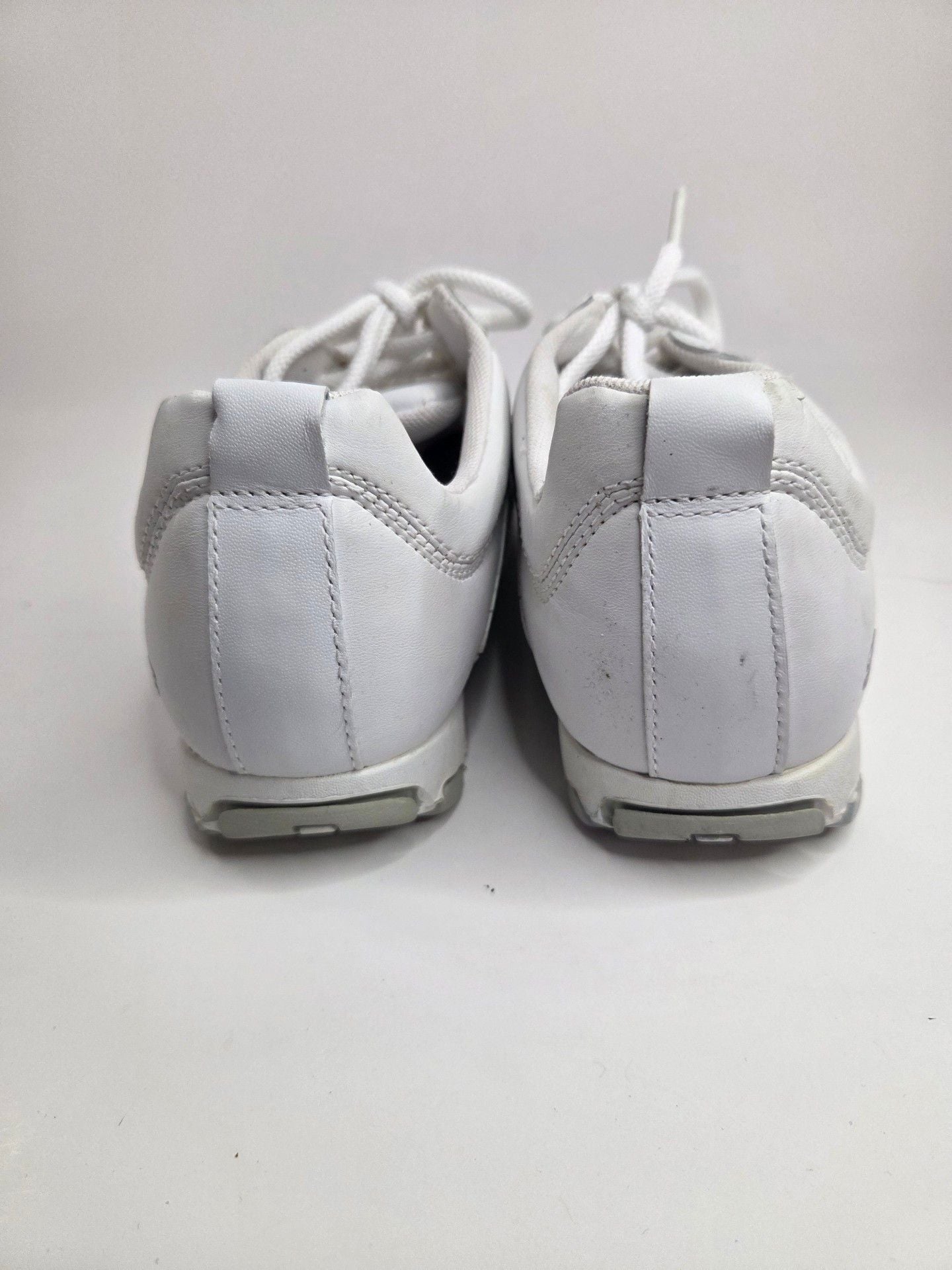 Skechers White Leather Sneakers 5