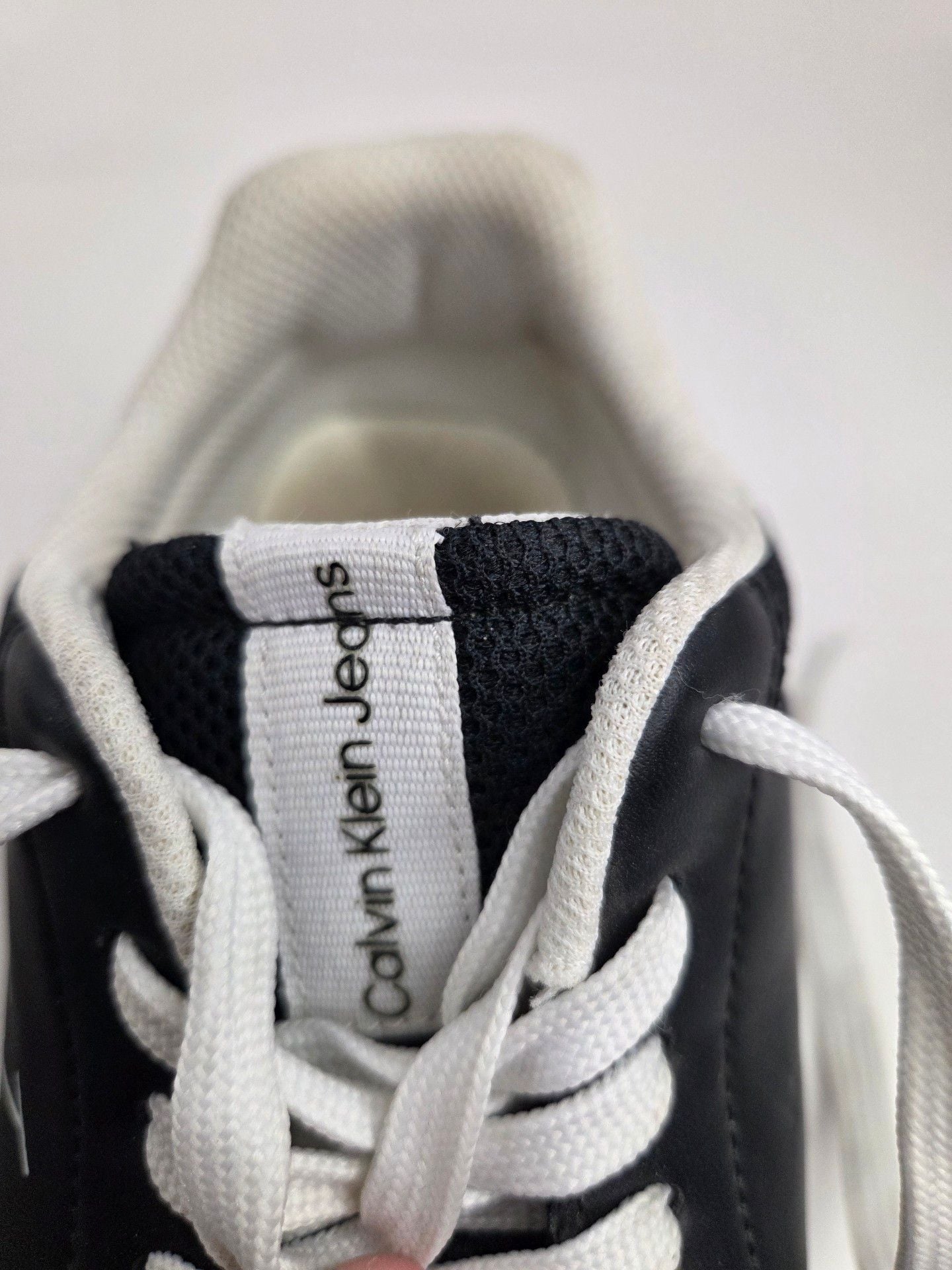 Calvin Klein Caden Sneaker Black White 7