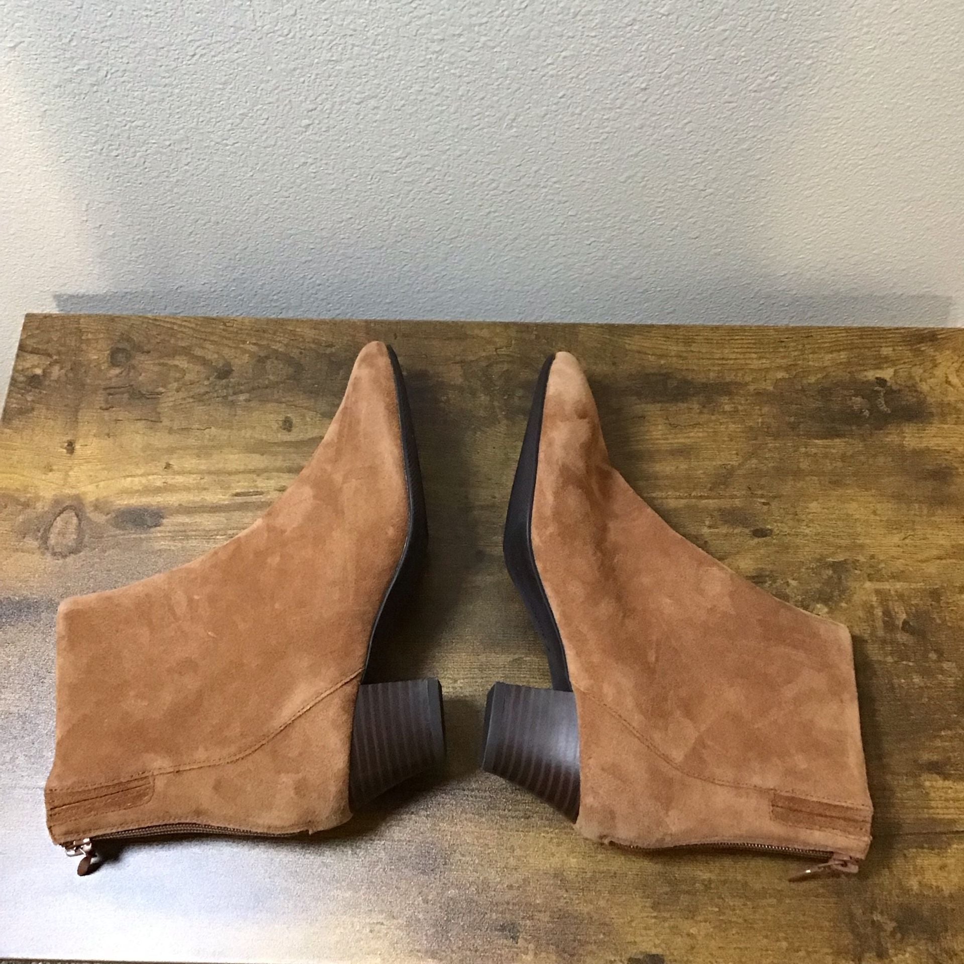 Clarks Teresa Suede Ankle Boots Tan Block Heel Women’s Size 8.5 4