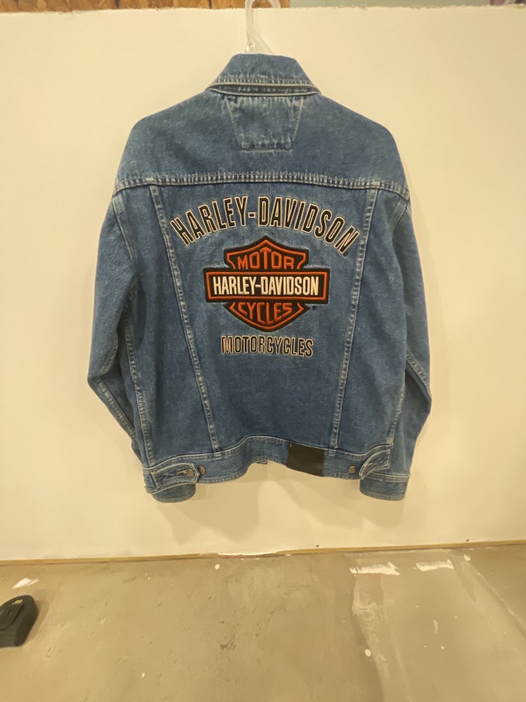 Harley-Davidson Denim Jacket Size M Blue Logo Trucker 5